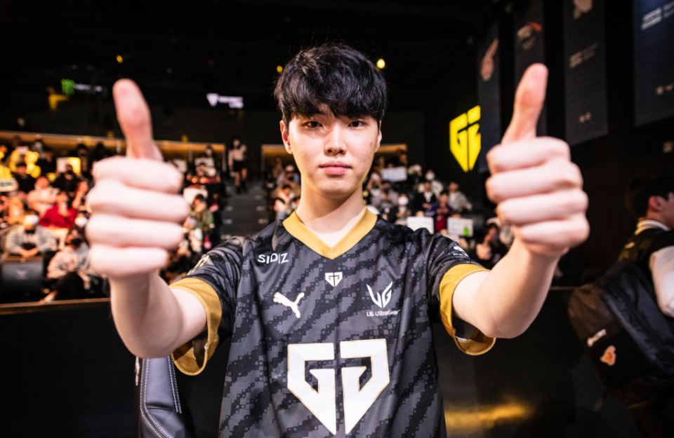 EDG绝杀HKA,Chovy三分雨点燃全场的简单介绍 EDG绝杀HKA,Chovy三分雨点燃全场的简单介绍