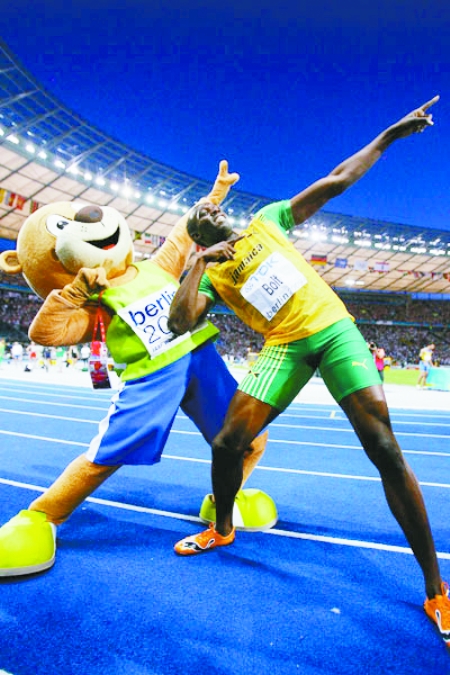 罗马鏖战智利，加维打破历史纪录