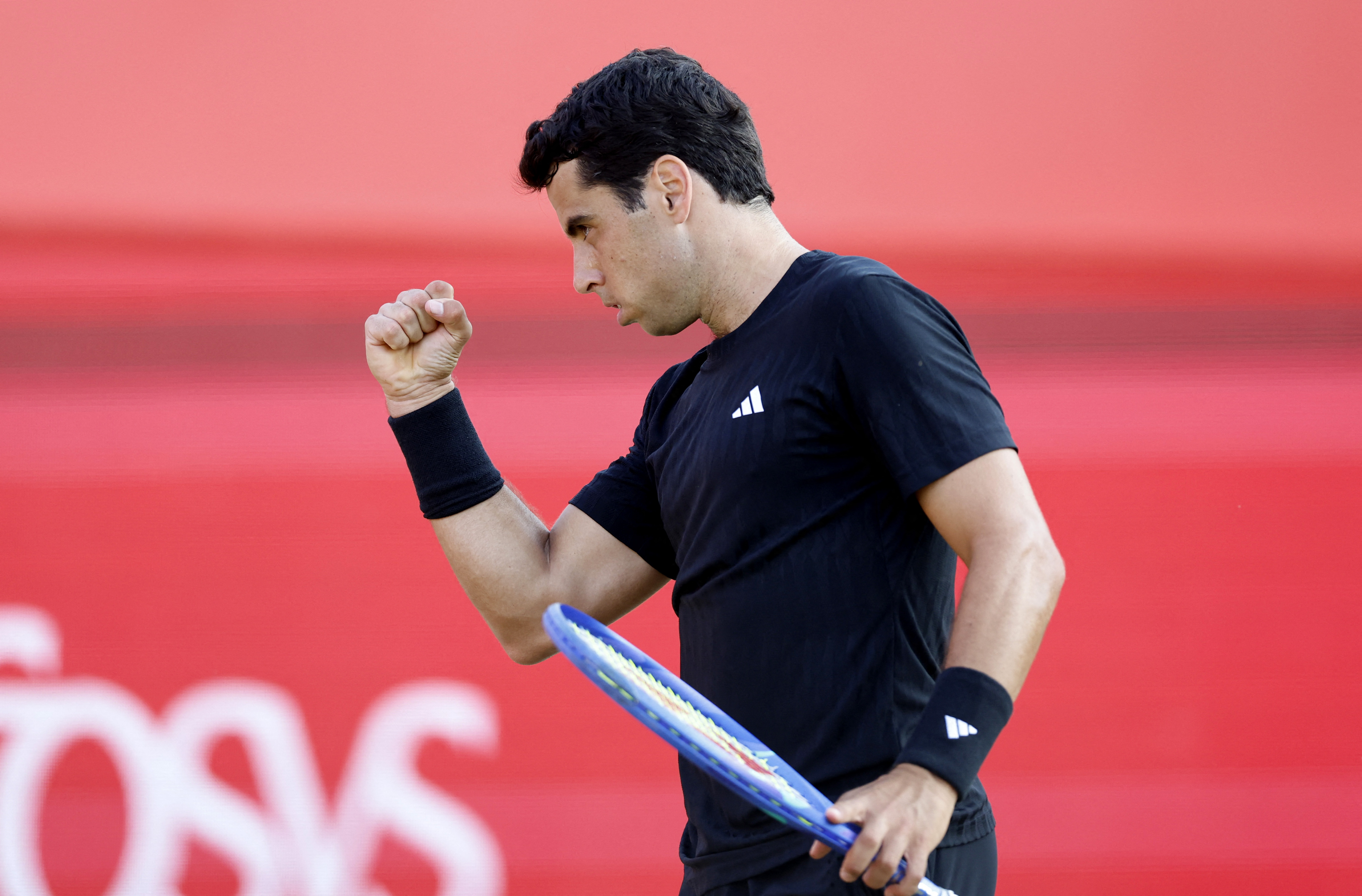 日本网球队险胜澳大利亚网球队，阿尔卡拉斯爆发神勇