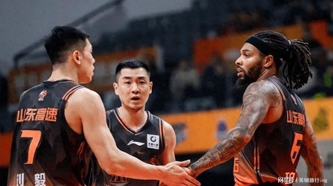 广东队力克北京队，高诗岩统治全场