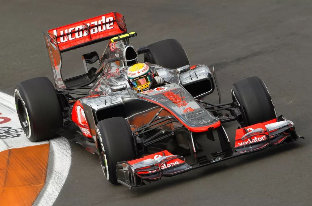 哈斯车队碾压雷诺车队，阿隆索惊艳四座
