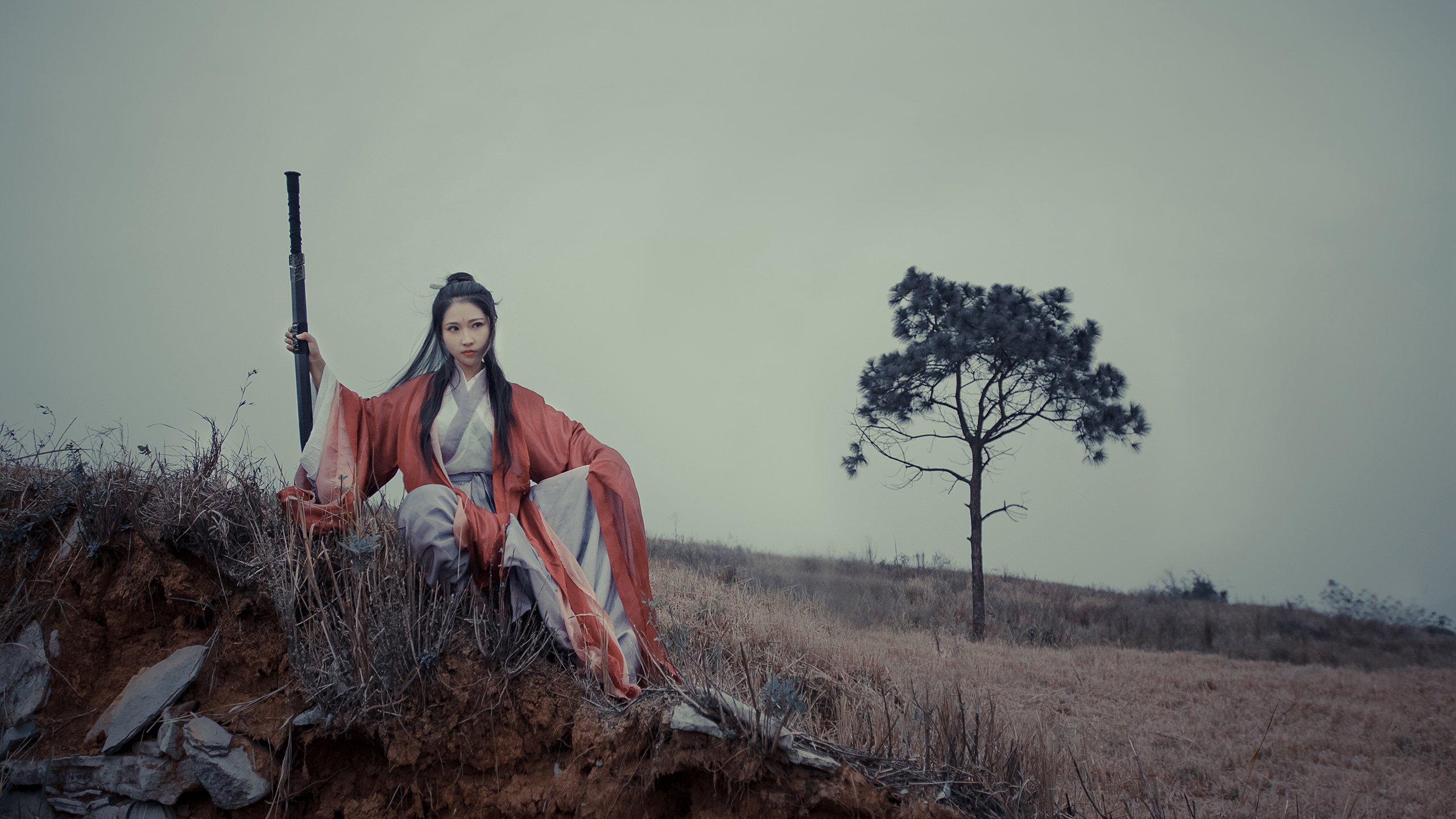 悬崖边的救赎,当日本队命悬一线,桃田贤斗用一场胜利唤醒王者记忆